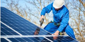 Installation Maintenance Panneaux Solaires Photovoltaïques à Saint-Gelven